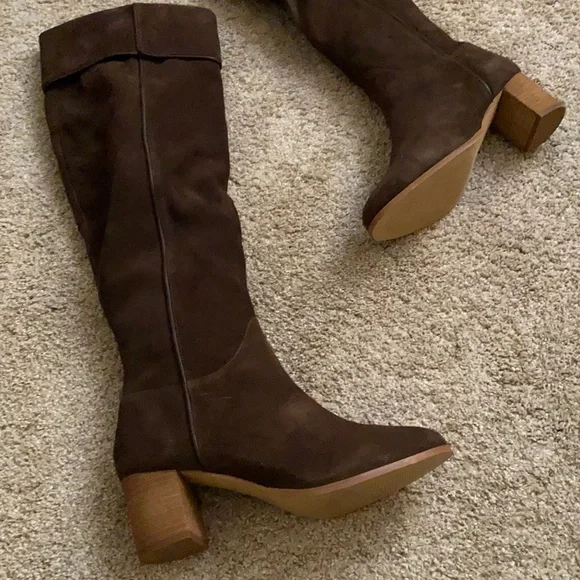 SOLD! Matisse Over the Knee Boots - Picture 7 of 12